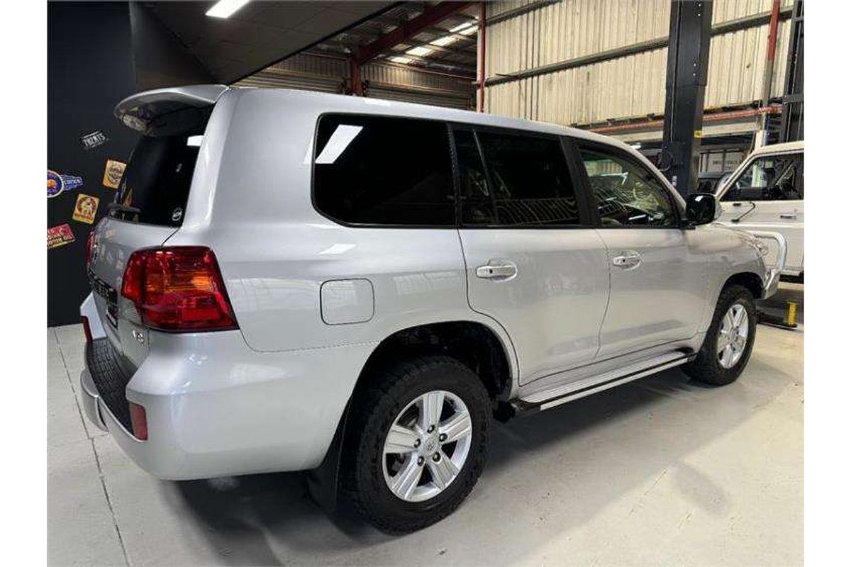 2014 Toyota Landcruiser Altitude VDJ200R