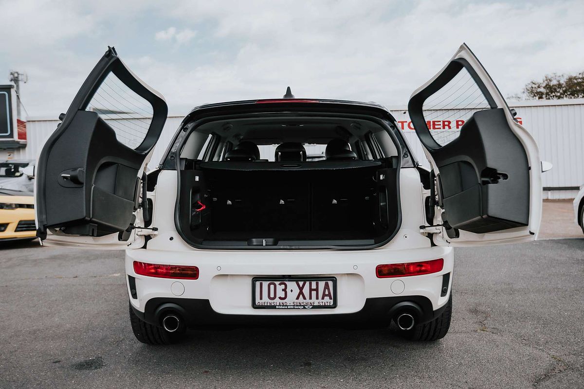 2016 MINI Clubman Cooper S F54