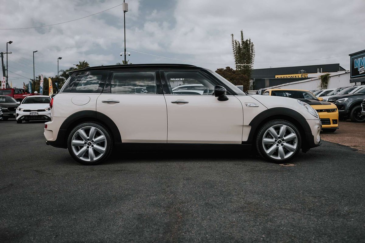 2016 MINI Clubman Cooper S F54