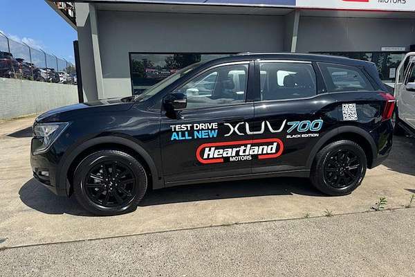 2024 Mahindra XUV700 AX7L Black Edition