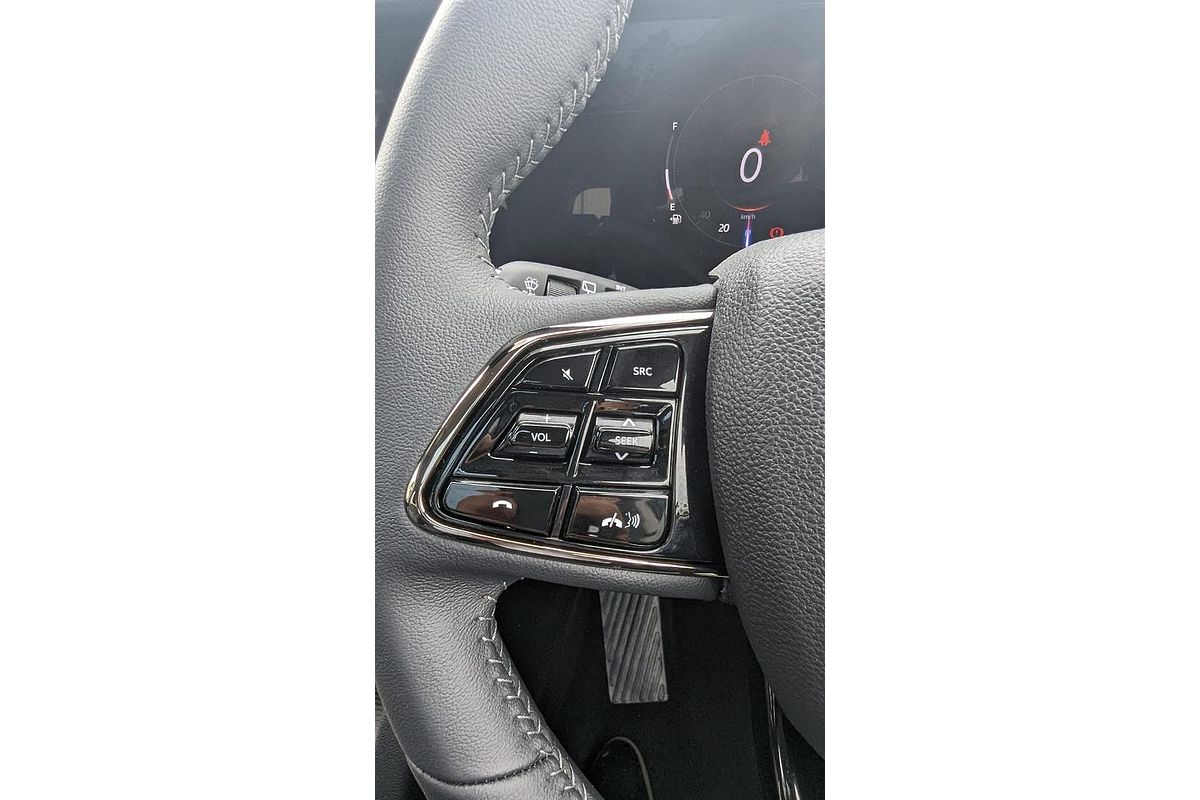 2024 Mahindra XUV700 AX7L Black Edition
