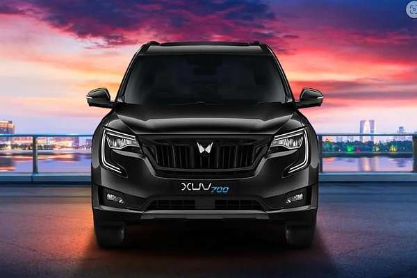 2024 Mahindra XUV700 AX7L Black Edition