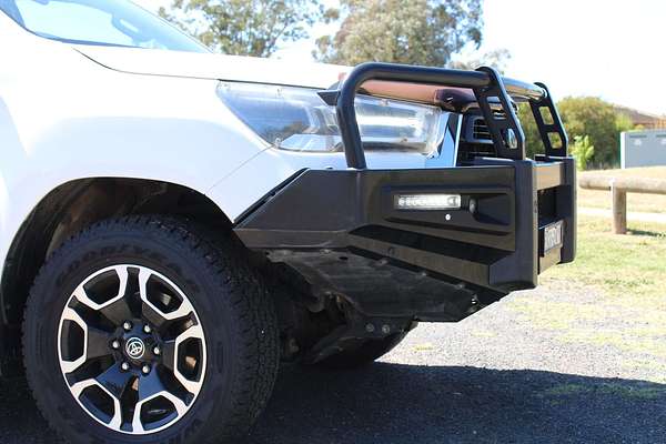 2020 Toyota Hilux SR5 GUN126R 4X4