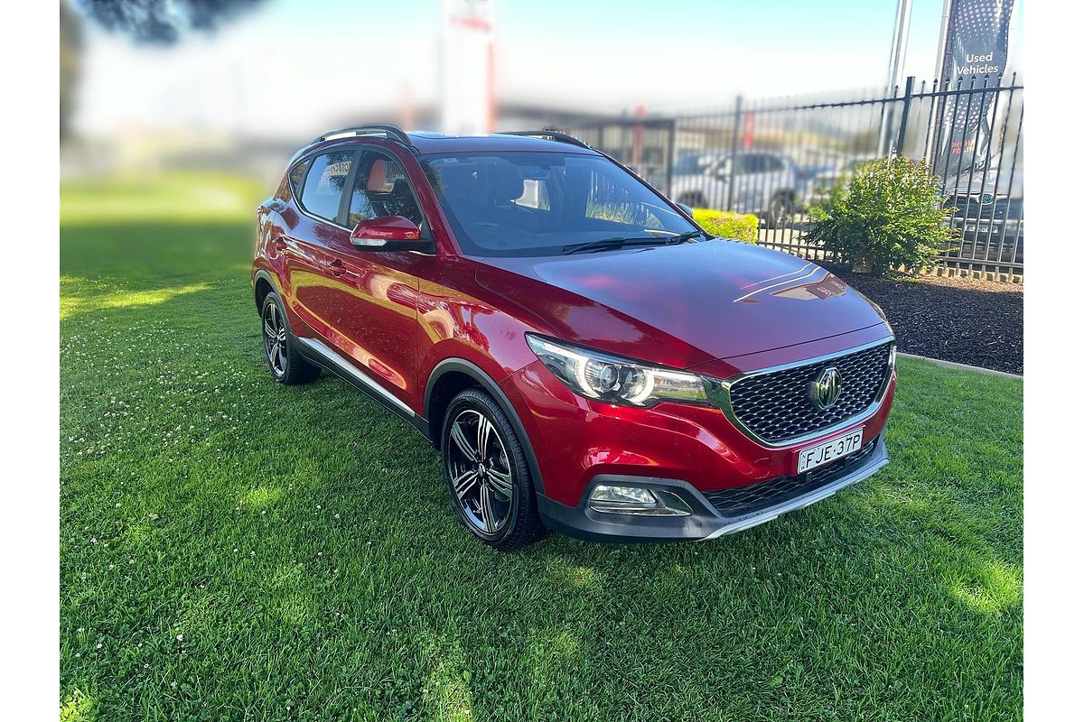 2018 MG ZS Essence AZS1