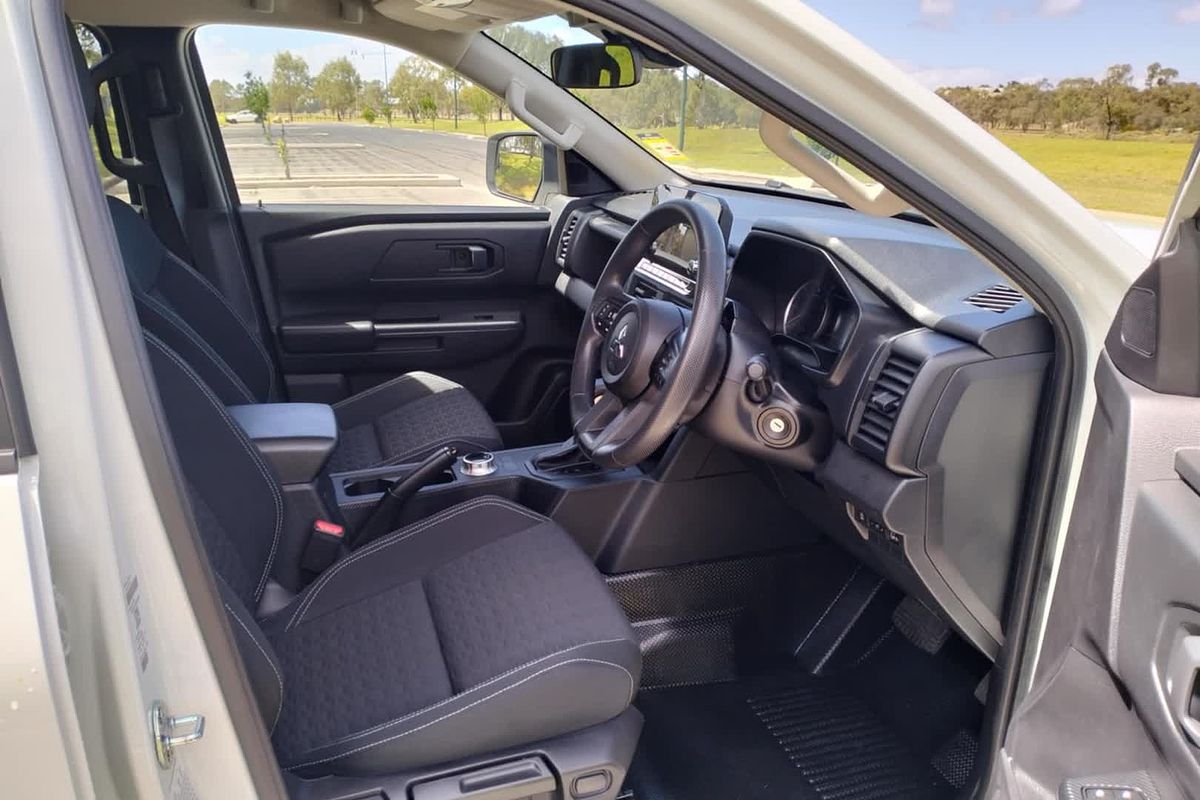 2024 Mitsubishi Triton GLX+ MV 4X4