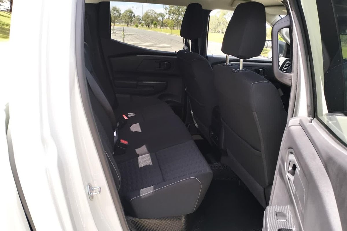 2024 Mitsubishi Triton GLX+ MV 4X4