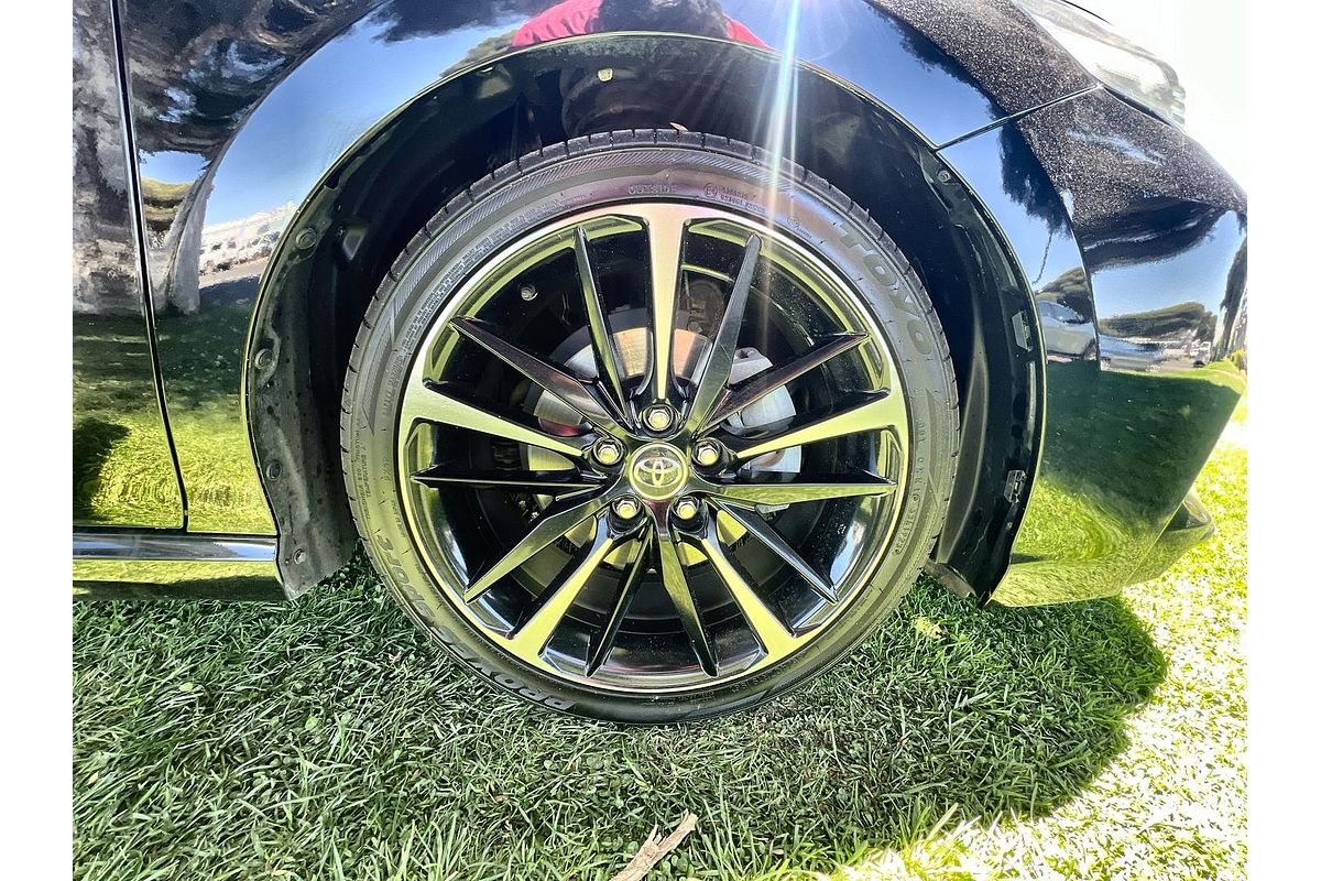 2018 Toyota Camry SX GSV70R