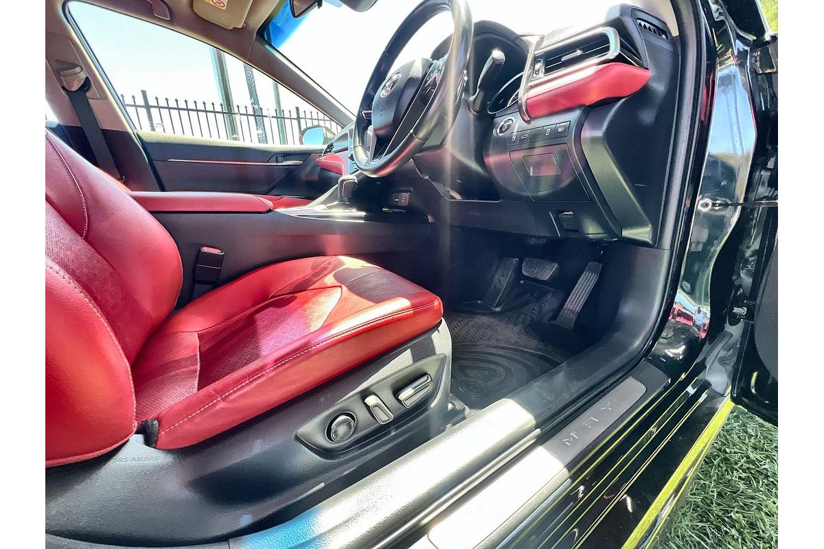 2018 Toyota Camry SX GSV70R