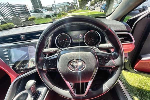2018 Toyota Camry SX GSV70R