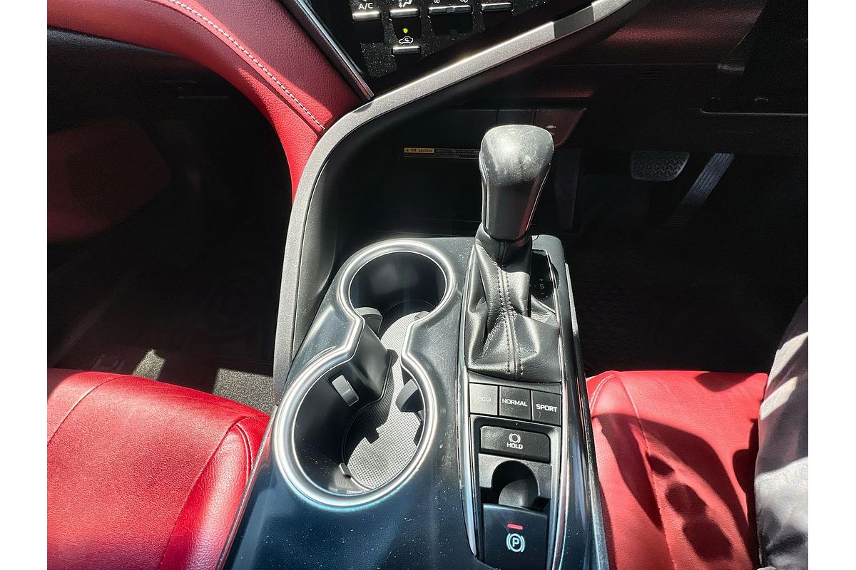 2018 Toyota Camry SX GSV70R
