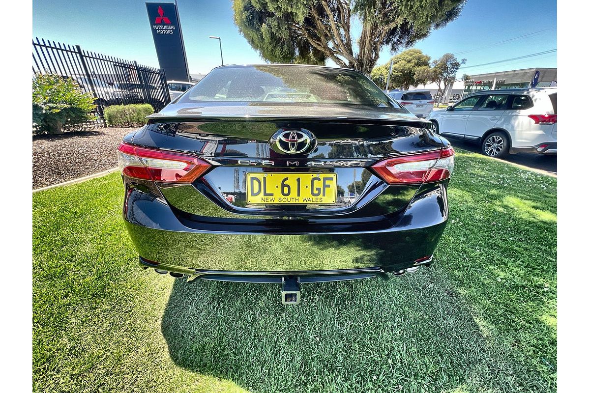 2018 Toyota Camry SX GSV70R