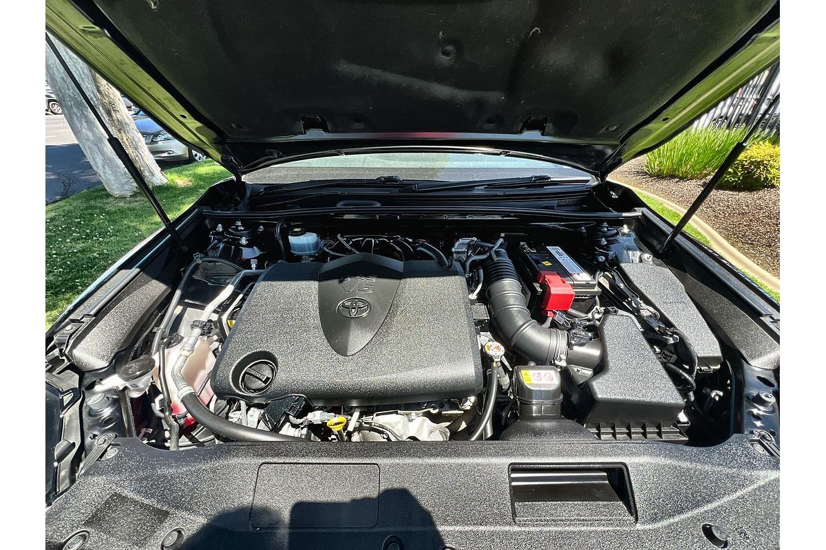 2018 Toyota Camry SX GSV70R