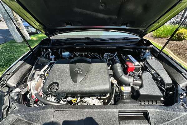 2018 Toyota Camry SX GSV70R