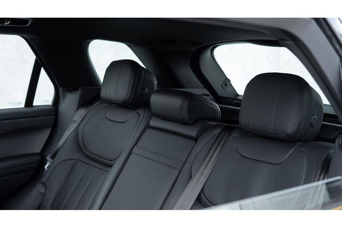 2023 Land Rover Range Rover Sport D300 Dynamic SE L461