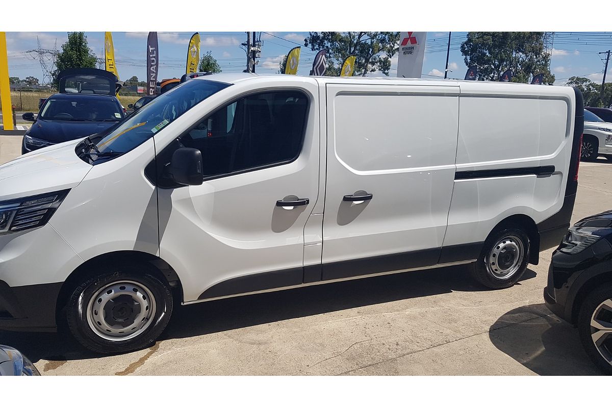 2024 Renault Trafic Pro X82 LWB