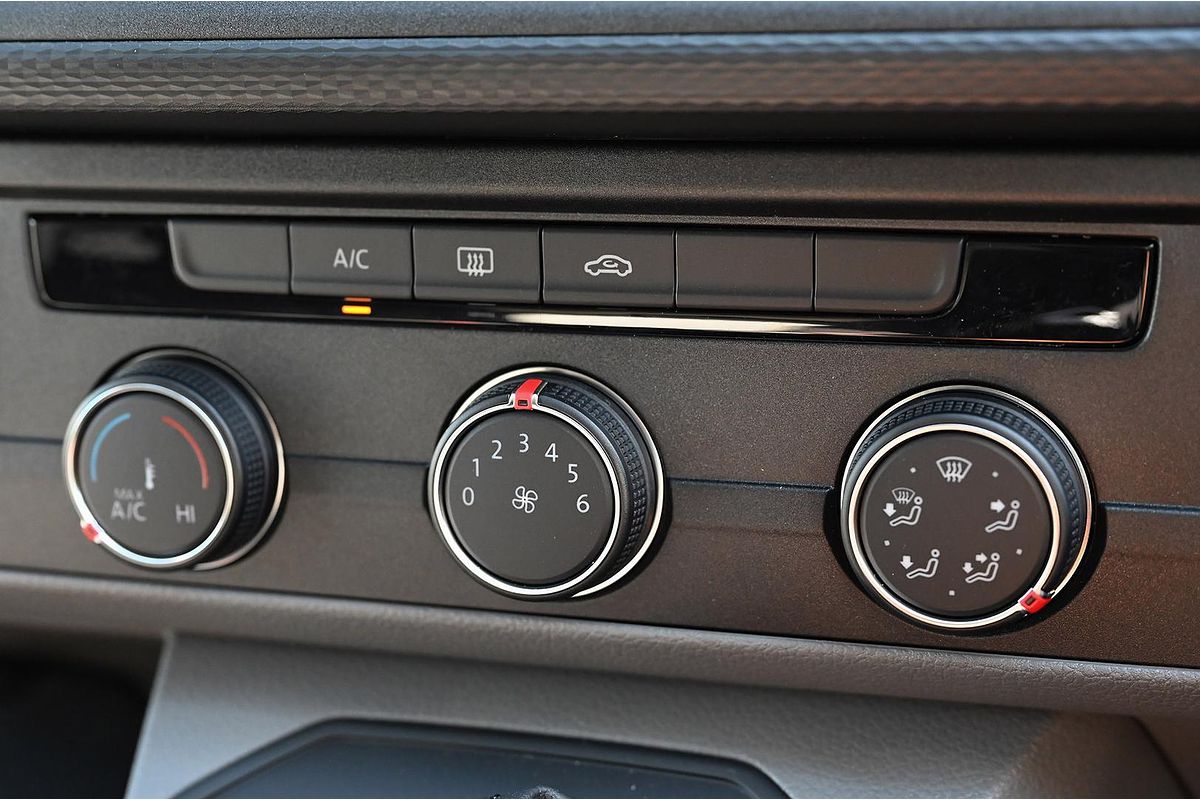 2024 Volkswagen Transporter TDI450 T6.1 LWB