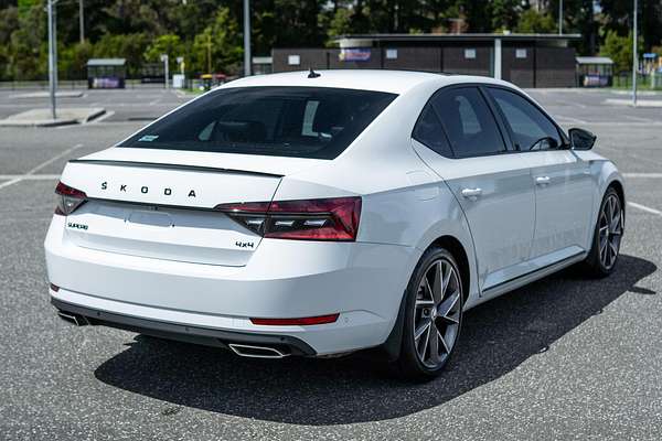 2021 ŠKODA Superb 206TSI SportLine NP