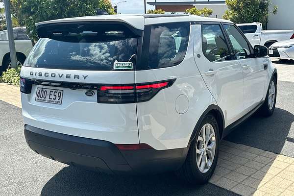 2017 Land Rover Discovery TD4 S Series 5