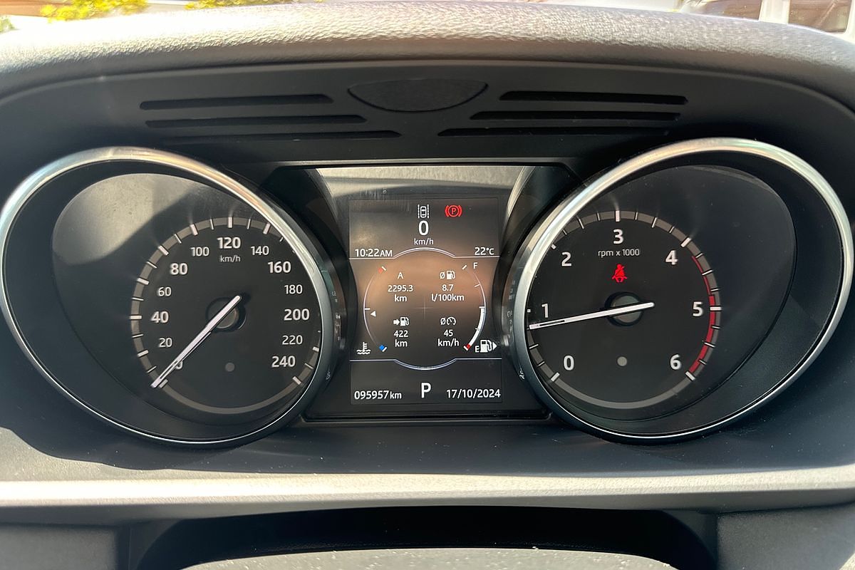2017 Land Rover Discovery TD4 S Series 5
