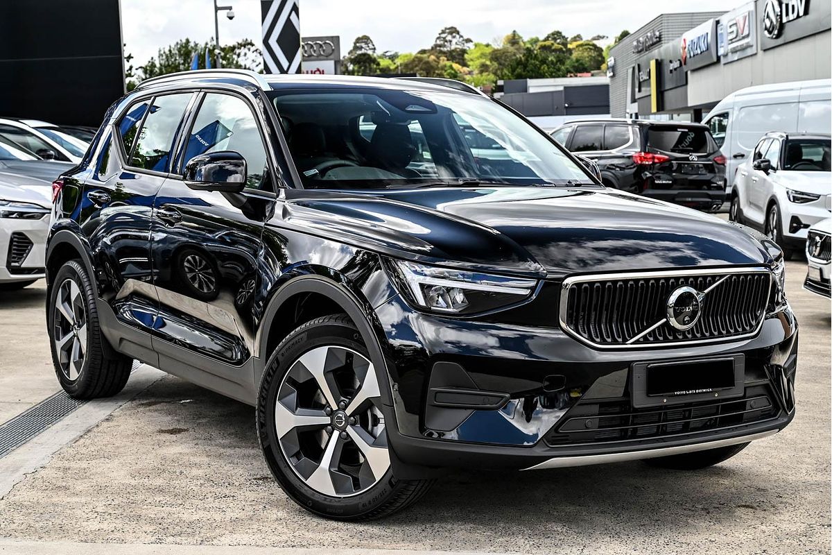 2024 Volvo XC40 Plus B4 Special Edition