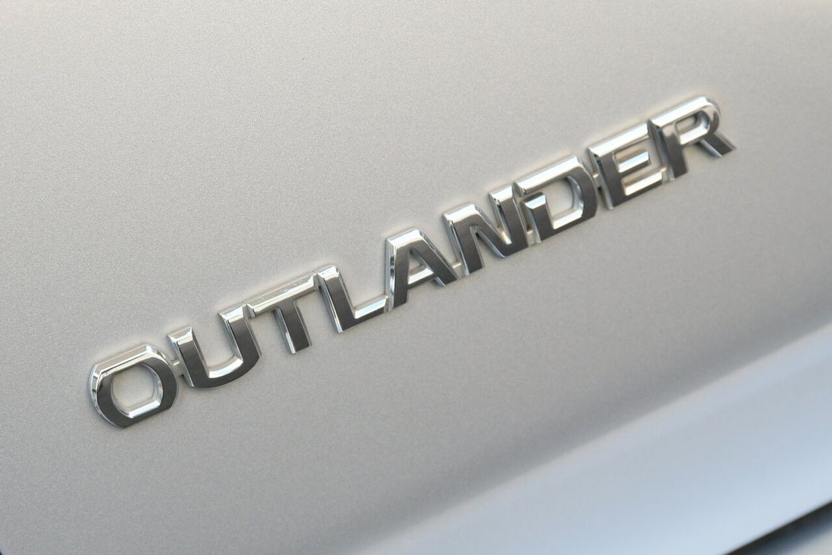 2016 Mitsubishi Outlander LS ZK