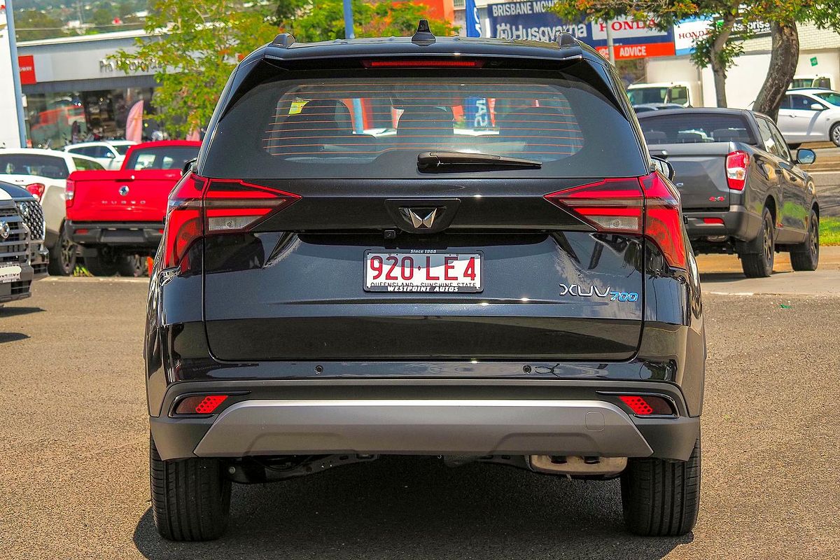 2024 Mahindra XUV700 AX7L Black Edition
