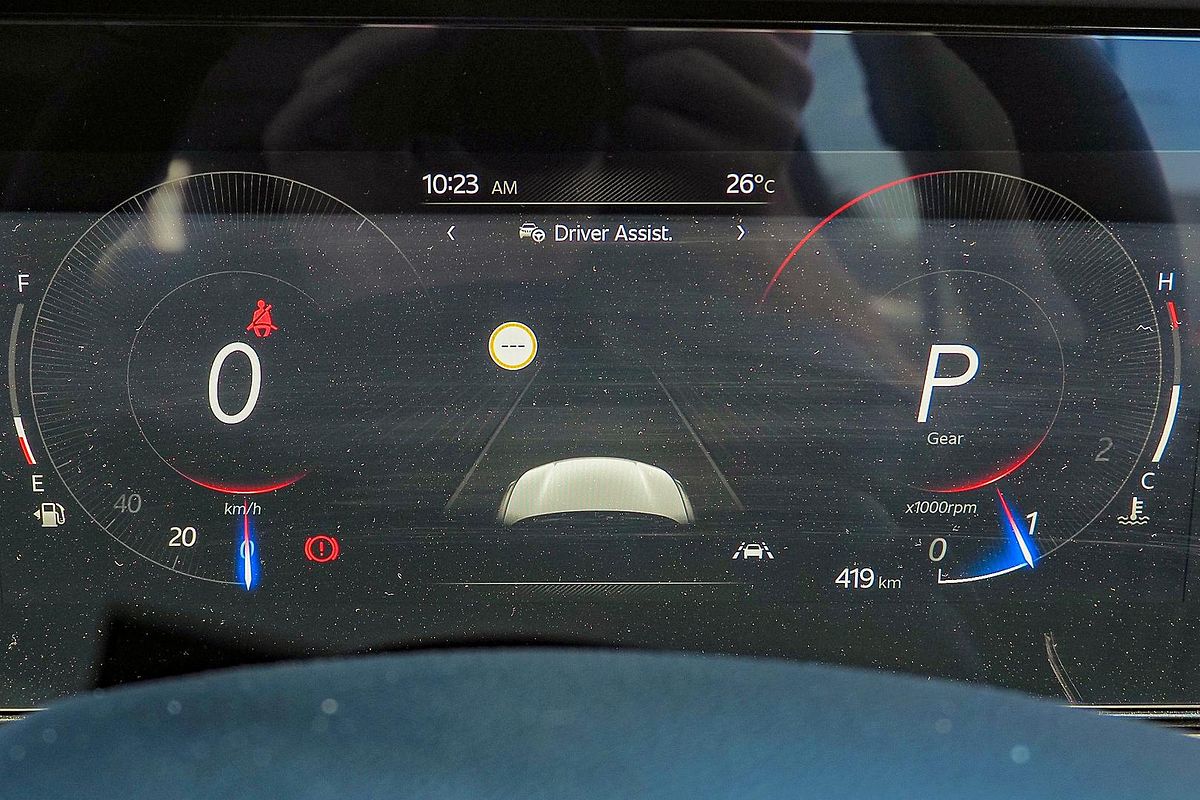 2024 Mahindra XUV700 AX7L Black Edition