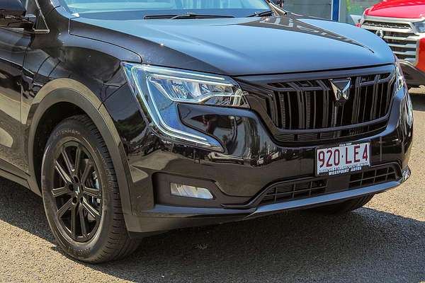 2024 Mahindra XUV700 AX7L Black Edition