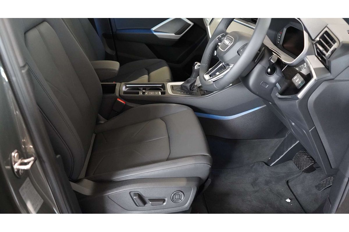 2023 Audi Q3 40 TFSI F3