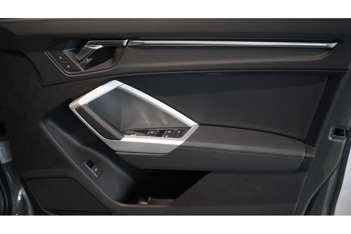 2023 Audi Q3 40 TFSI F3