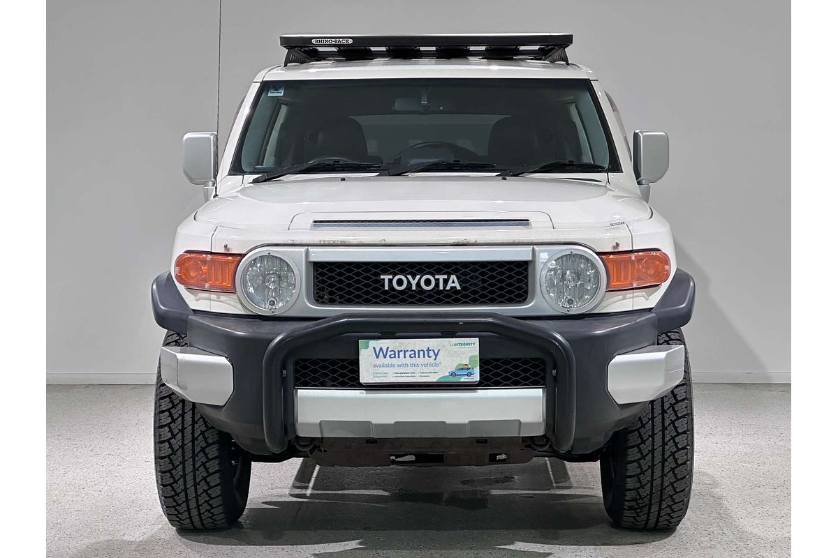 2011 Toyota FJ Cruiser  GSJ15R