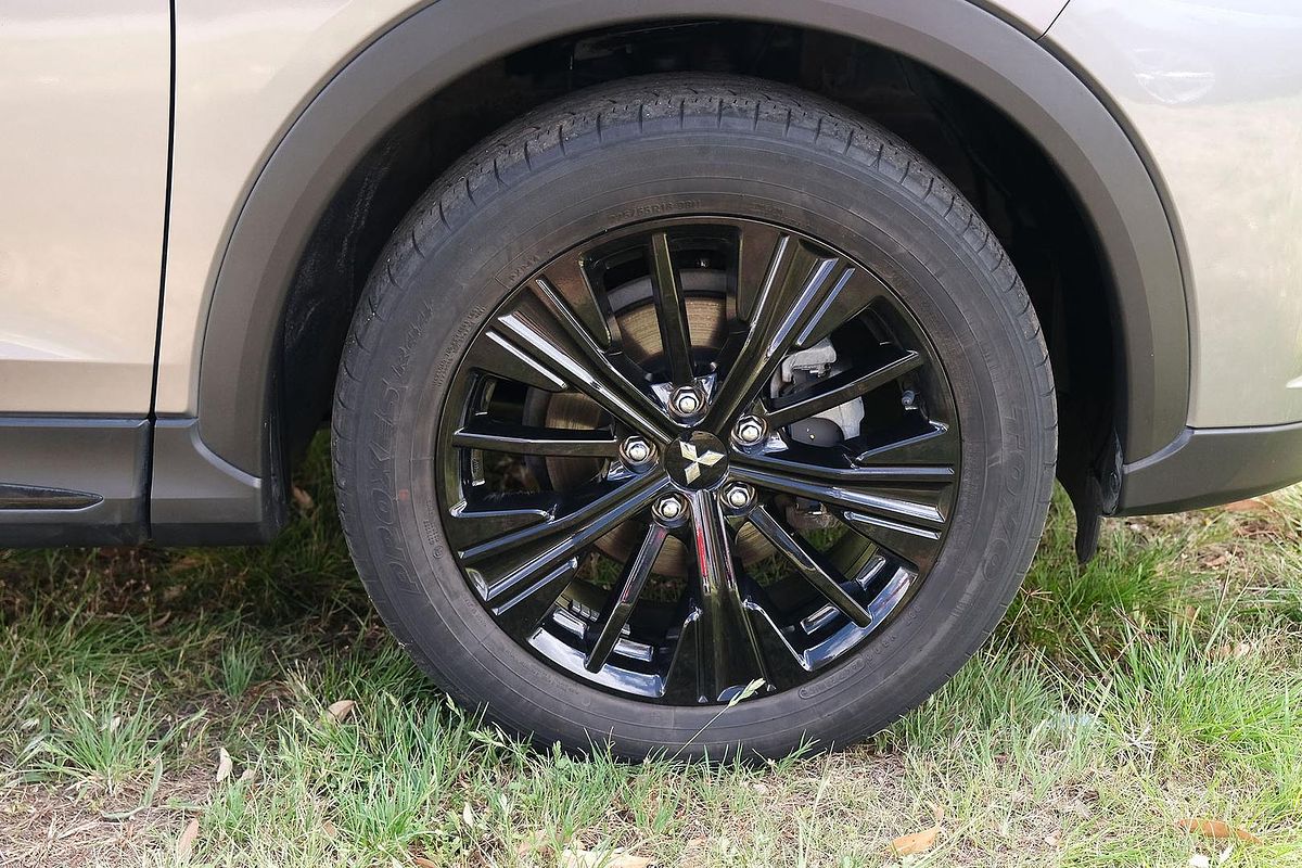 2019 Mitsubishi Eclipse Cross Black Edition YA