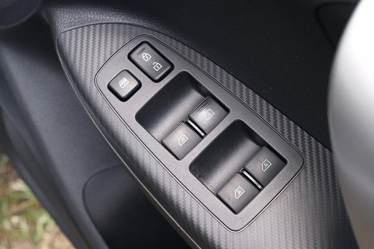 2019 Mitsubishi Eclipse Cross Black Edition YA