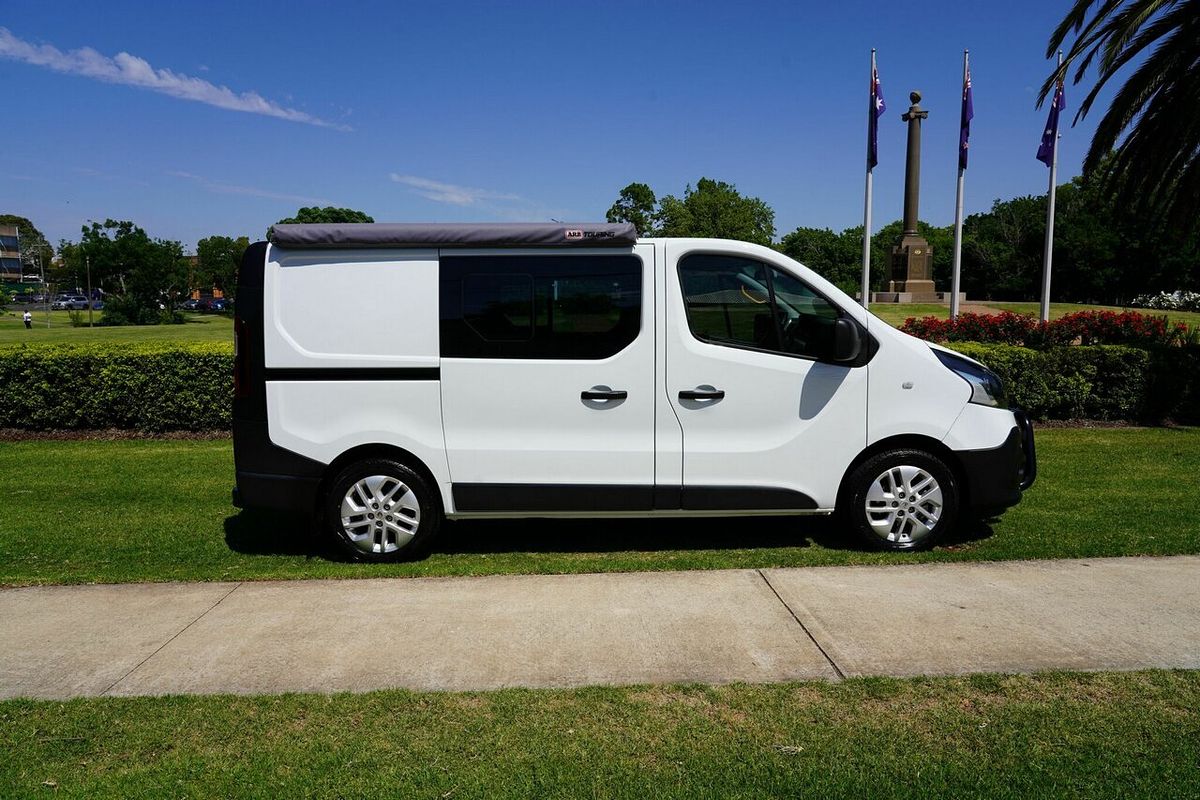 2015 Renault Trafic SWB X82