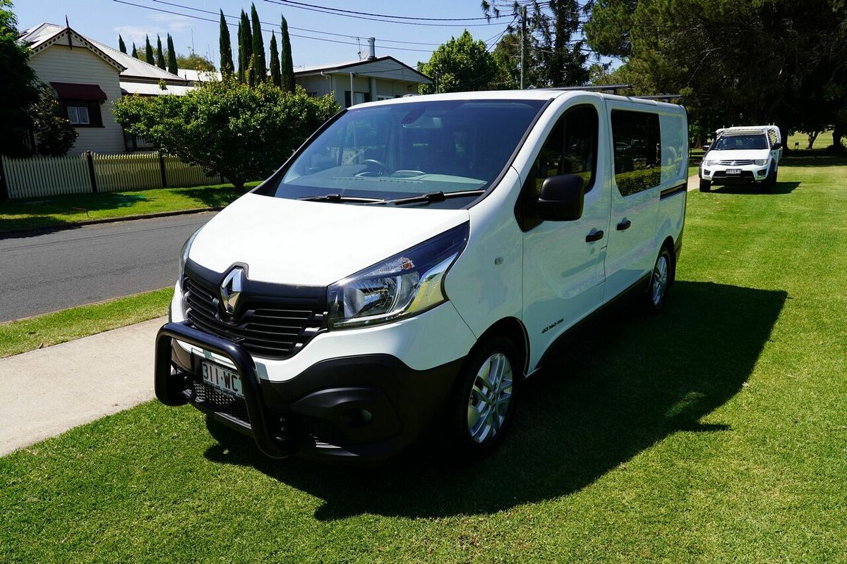 2015 Renault Trafic SWB X82