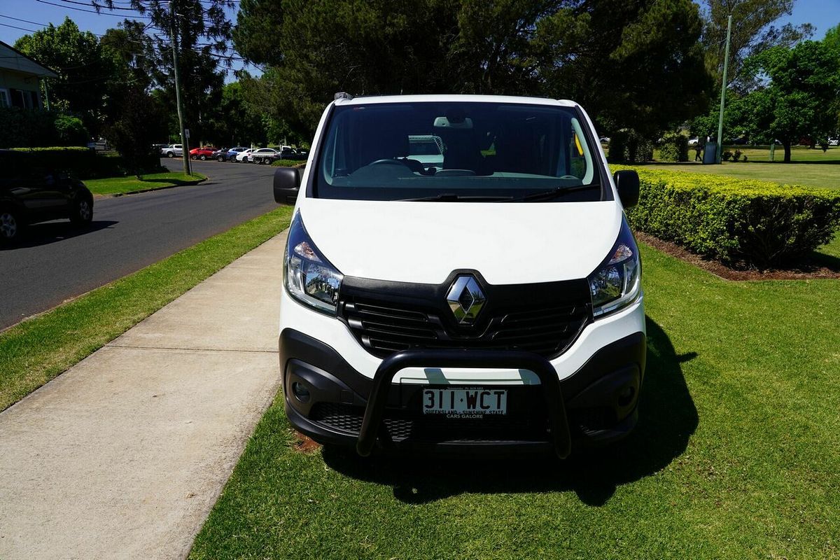 2015 Renault Trafic SWB X82