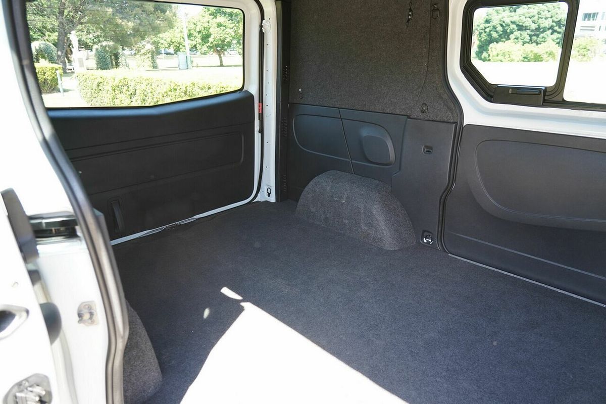 2015 Renault Trafic SWB X82