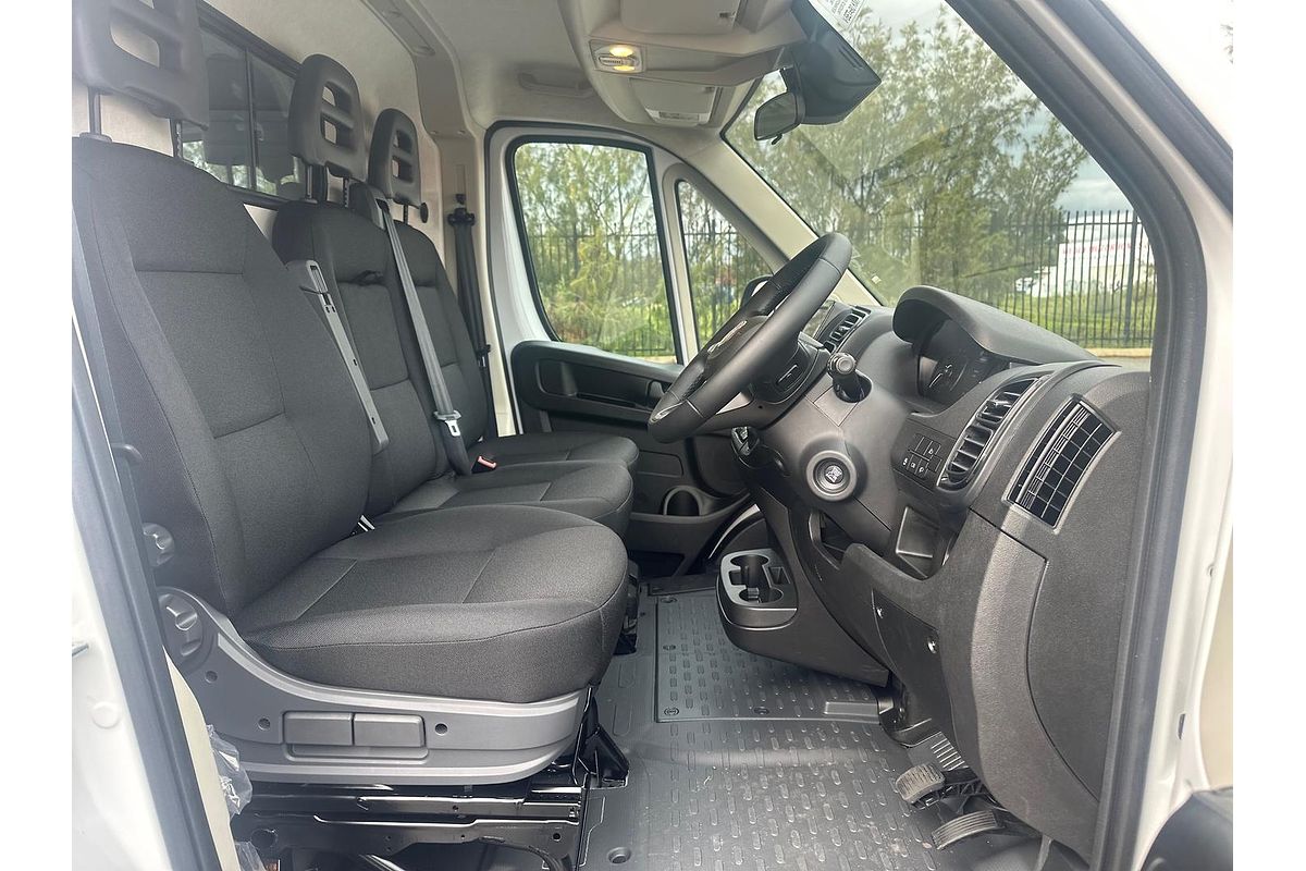 2023 Fiat Ducato Series 8 LWB