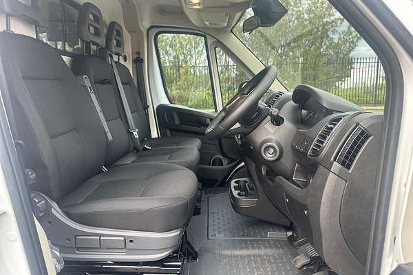 2023 Fiat Ducato Series 8 LWB