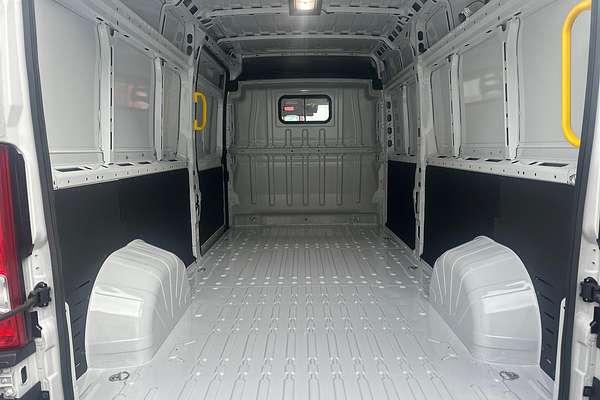 2023 Fiat Ducato Series 8 LWB