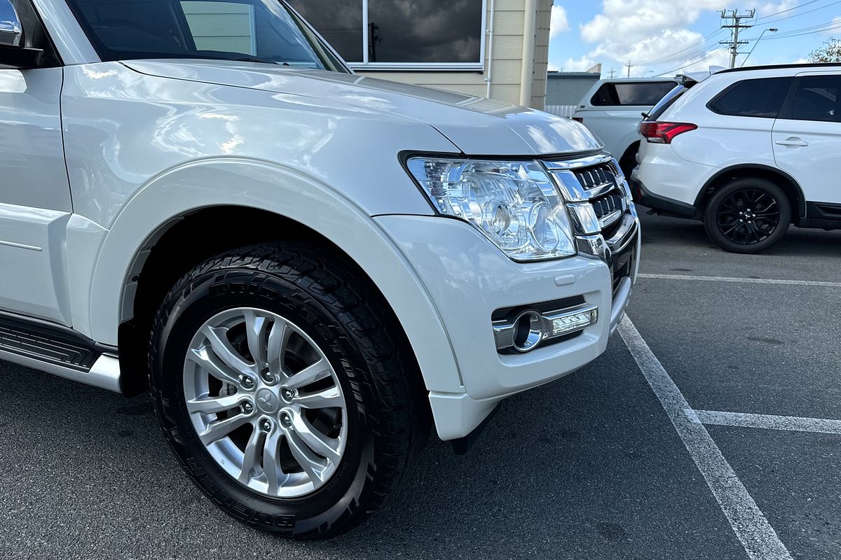 2018 Mitsubishi Pajero GLS NX
