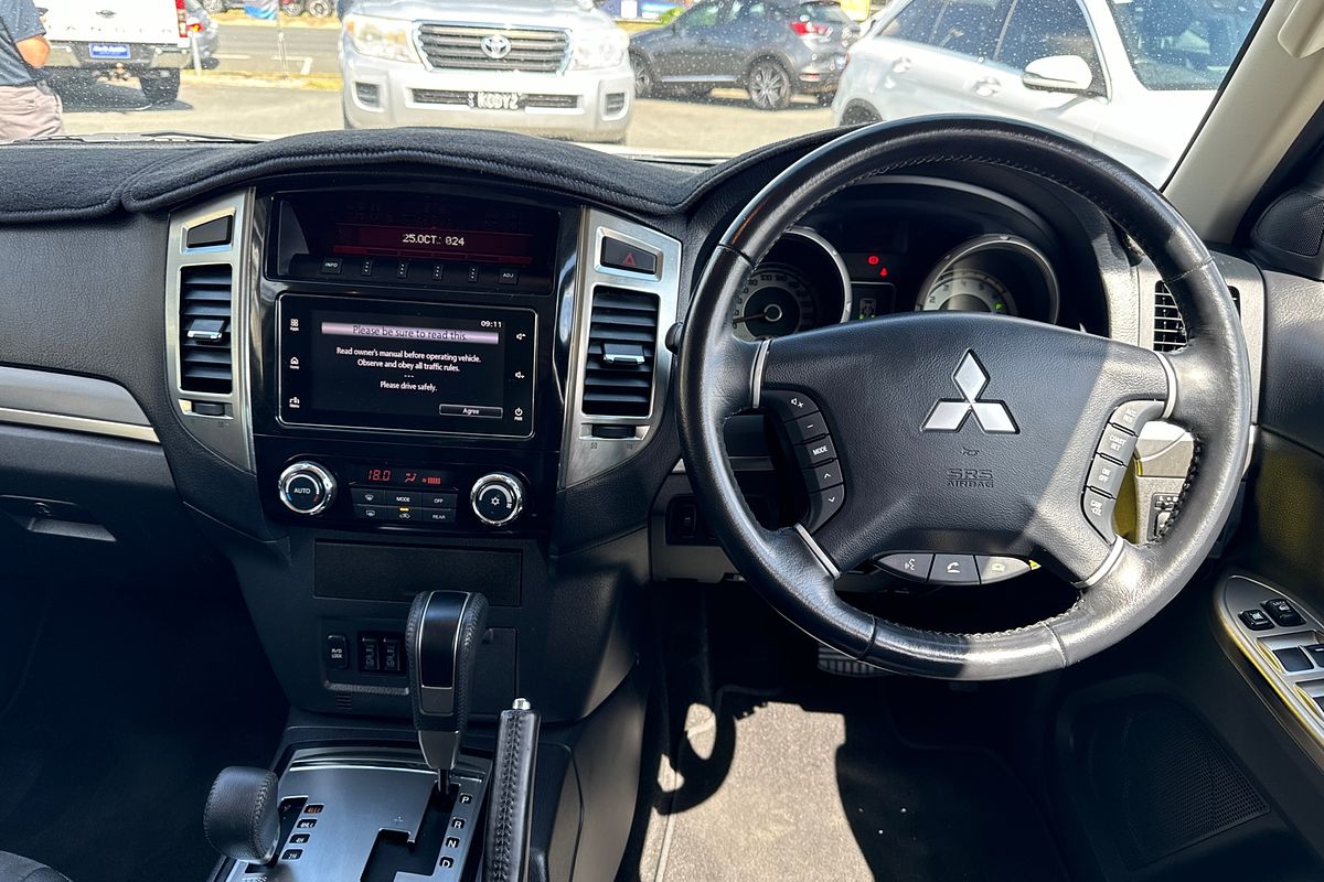 2018 Mitsubishi Pajero GLS NX