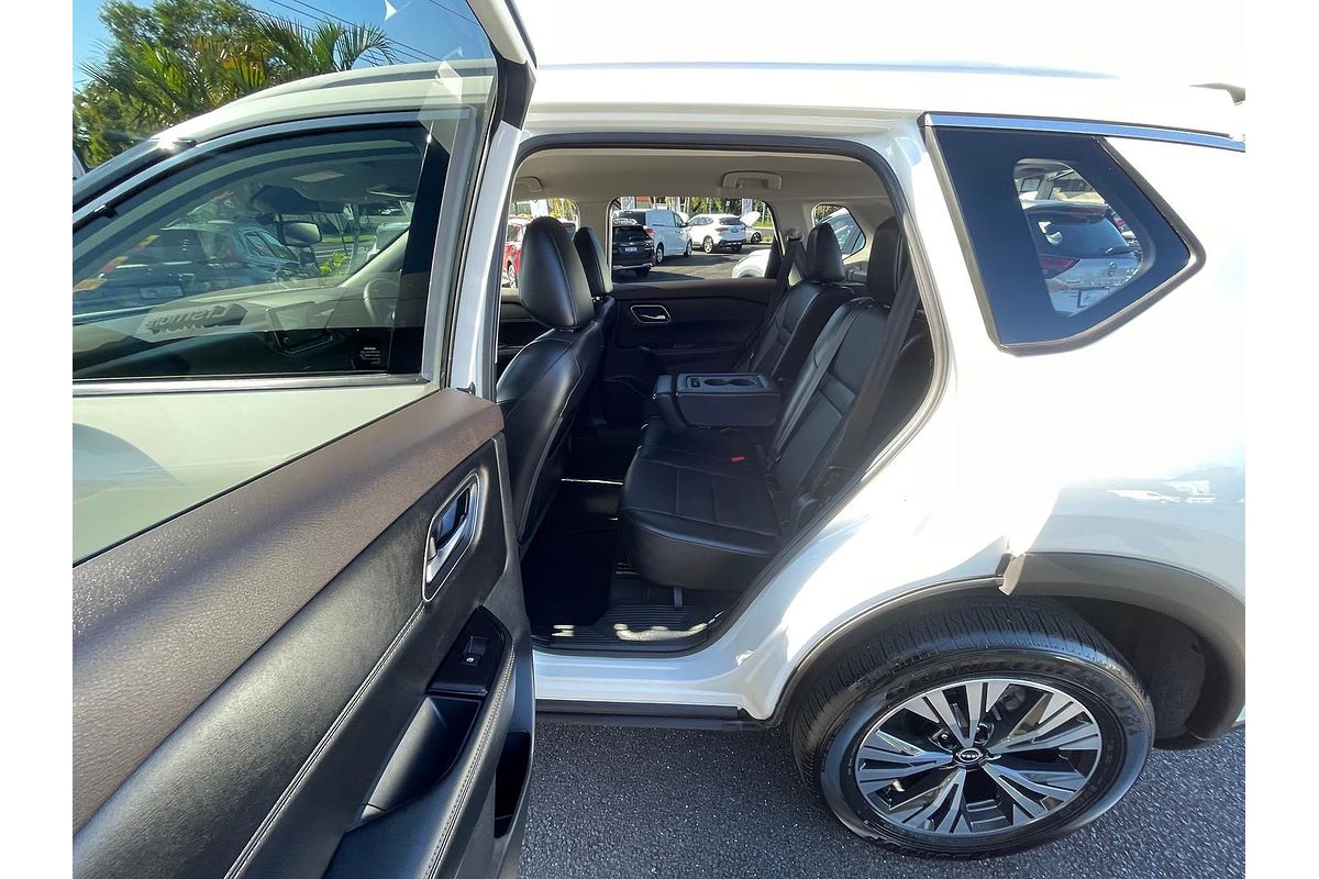 2023 Nissan X-TRAIL ST-L T33