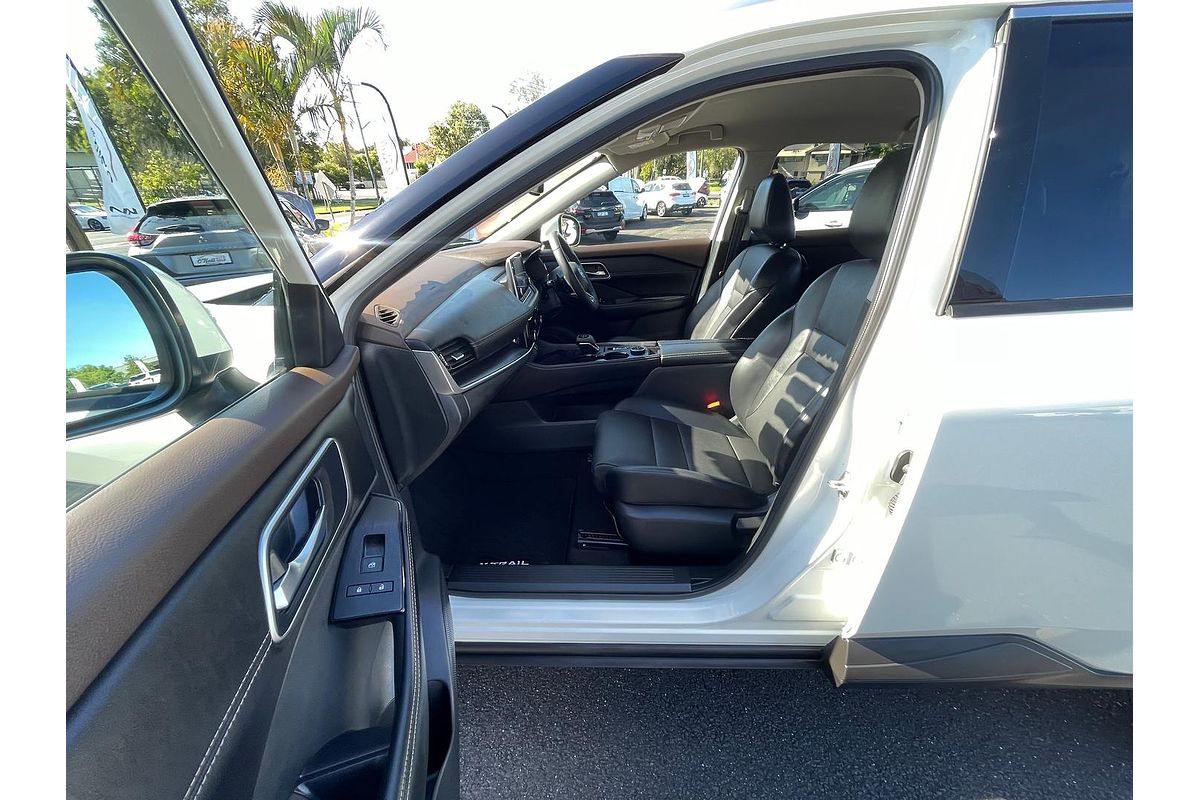 2023 Nissan X-TRAIL ST-L T33