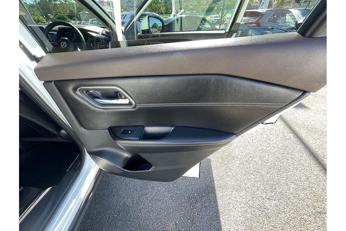 2023 Nissan X-TRAIL ST-L T33