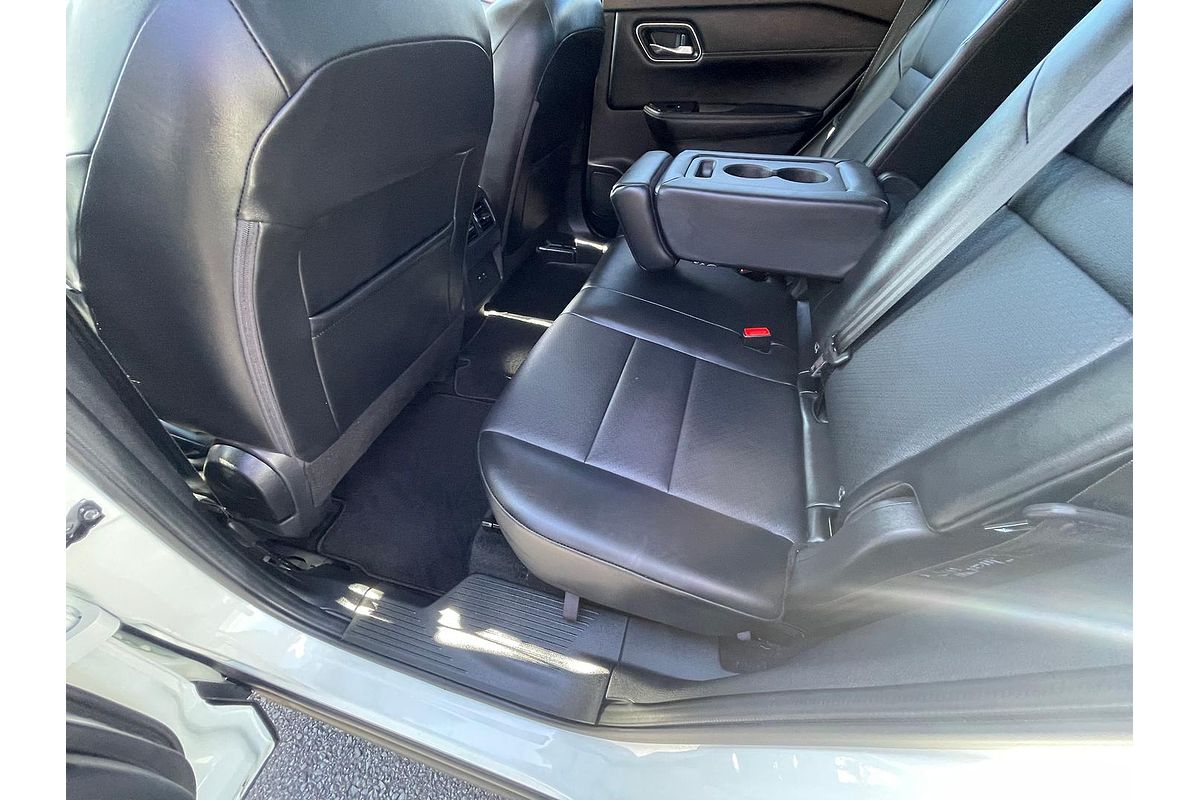 2023 Nissan X-TRAIL ST-L T33