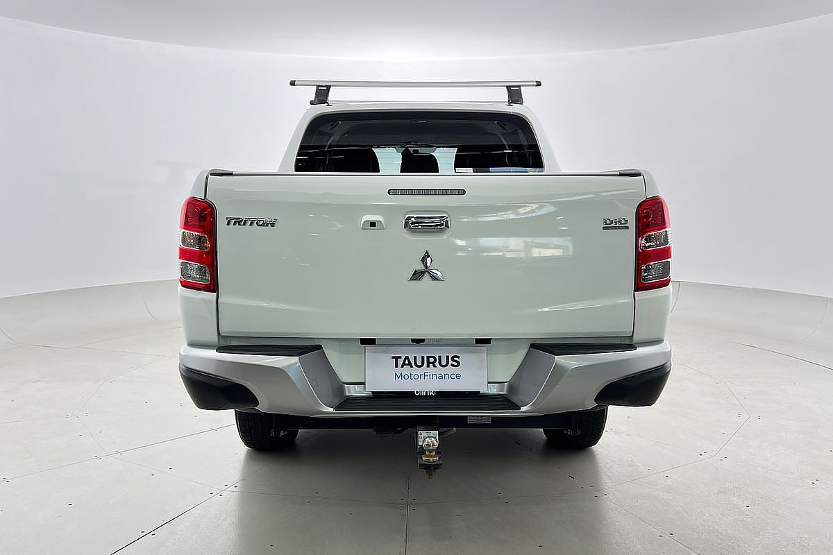 2015 Mitsubishi Triton Exceed MQ 4X4