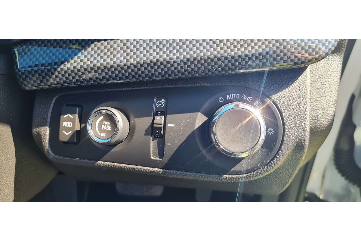 2016 Holden Ute SV6 Black VF Series II Rear Wheel Drive