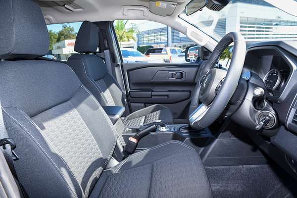 2024 Mitsubishi Triton GLX-R MV 4X4