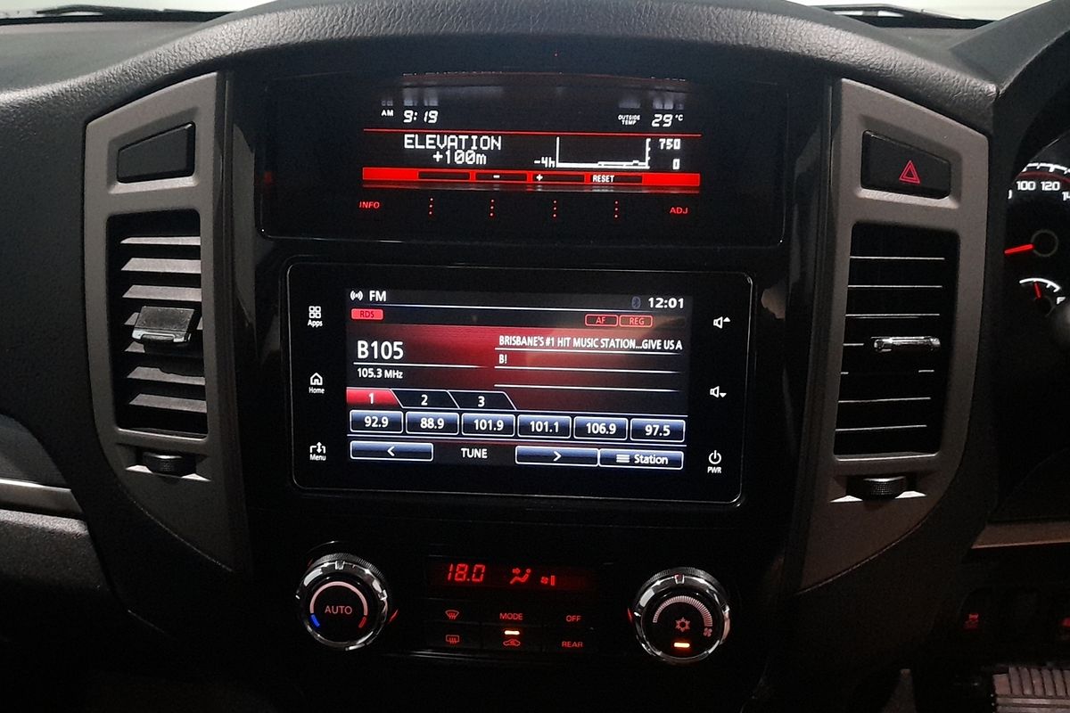 2021 Mitsubishi Pajero GLX NX